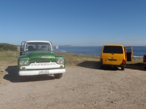 Quick stop on route up the coast – enjoying some of the lovely old vehicles still on the road here