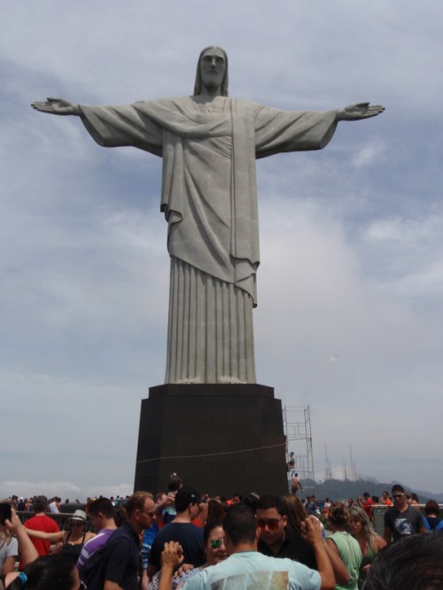 The elegant statue was worth a closer look