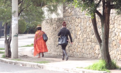 YVD blog 20 image - cholitas in La Paz-167-December 02, 2015