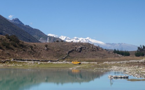 Bruce camped next to Lago Keushu